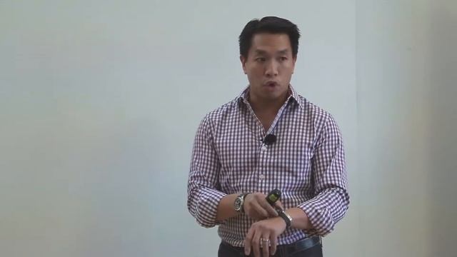 Tommy Chang, VP of Marketing at Misfit: Wearables смотреть онлайн