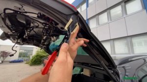 VW Touareg NF / FL - замена амортизаторов двери багажника