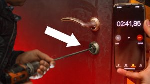 Проверяем КИТАЙСКИЙ замок на взломостойкость! / Как выбрать действительно НАДЕЖНЫЙ замок?