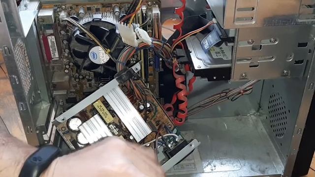 Как устранить шум кулера на компьютере смотреть онлайн