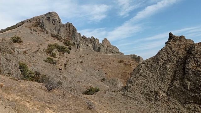 По Кара-Дагу. 08.10.23. смотреть онлайн