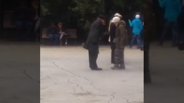 Сегодня в парке. Народный хит!!! смотреть онлайн