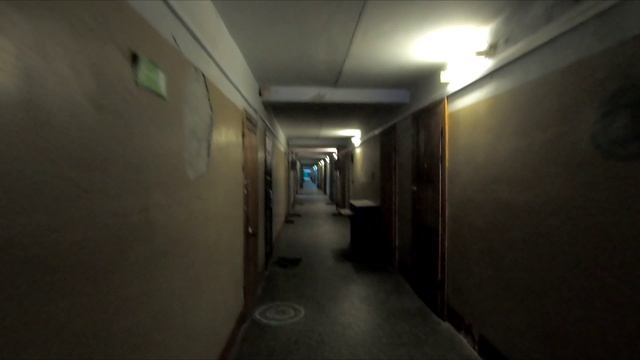 Общежитие 80 комнат на этаже. Питер. Такого вы ещё не видели. смотреть онлайн