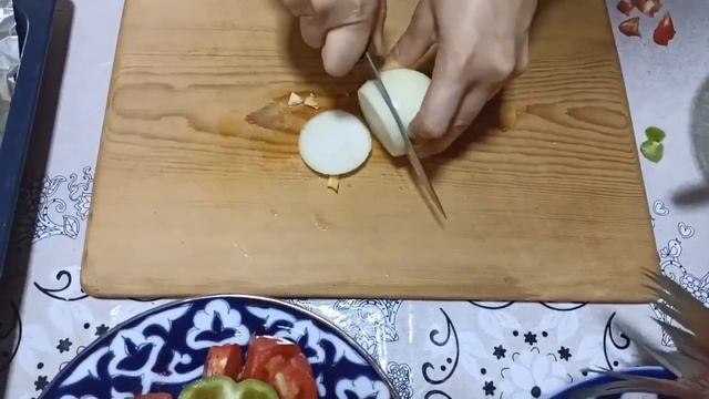 ТОЛСТОЛОБ В ДУХОВКЕ СОЧНЫЙ МЯГКИЙ ОЧЕНЬ ВКУСНЫЙ смотреть онлайн