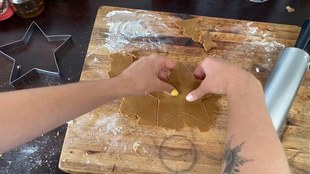 How To Make A Gingerbread Christmas Tree смотреть онлайн