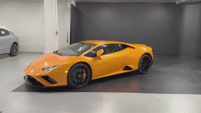 Lamborghini Huracan EVO 2023 - Звук , Интерьер и Экстерьер смотреть онлайн