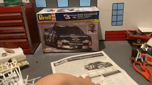 Dale Earnhardt’s Nascar Unboxing! смотреть онлайн