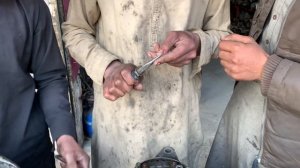 Ремонт генератора грузовика. Пакистан