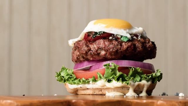 Lamb Burger | QUEENSTOWN PUBLIC HOUSE смотреть онлайн