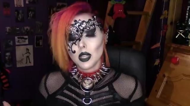 The Kardashian Covid Party: Rage Against...The Wrong Thing? смотреть онлайн