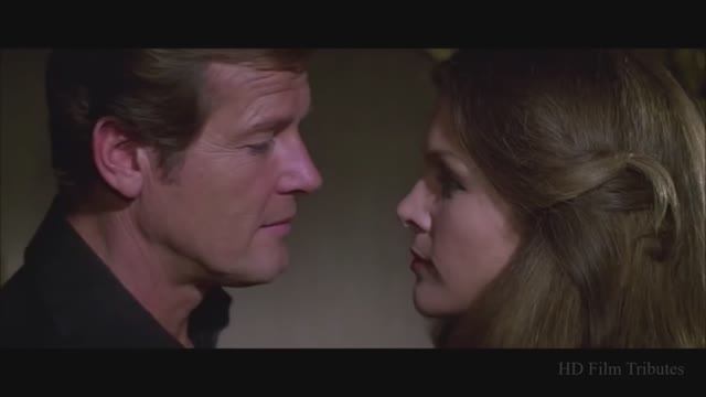 Moonraker • Theme Song • Shirley Bassey смотреть онлайн