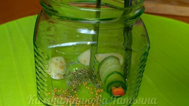 Хрустящие Рулетики из Огурцов на Зиму! Все Будут Просить Рецепт Этих огурцов! смотреть онлайн