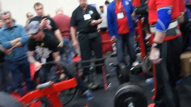 Andrew Durniat: 633# single hand deadlift смотреть онлайн