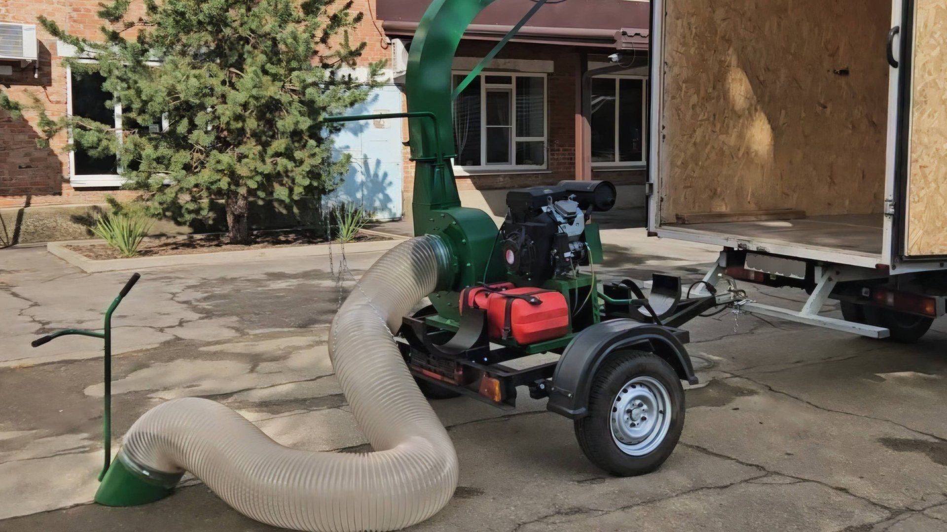 Самый МОЩНЫЙ коммунальный пылесос Hippo 500