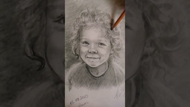 портрет девочки. Pencil