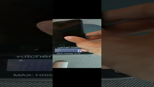 Сколько весит iPhone 8 + ? смотреть онлайн