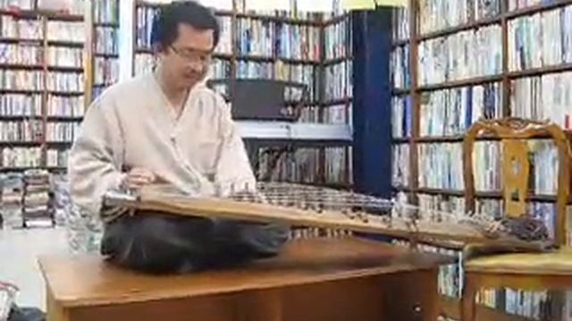 Busan - Christmas Eve '09: Korean Traditional Music at Oki's Cafe and Bookstore смотреть онлайн