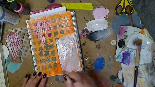 Four Ways to Mute your Art Journal or ATC Background #tutorials #backgrounds смотреть онлайн