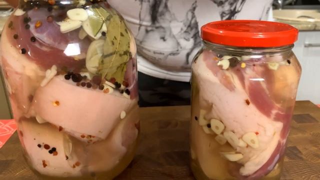 САЛО в банке. Как вкусно засолить сало в рассоле. ENG SUB смотреть онлайн