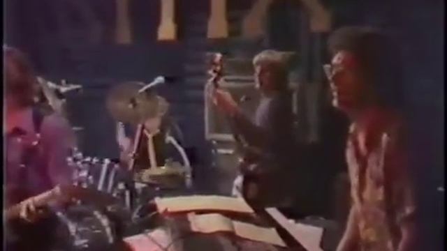 Kenny & The Kritix - It Takes Two смотреть онлайн