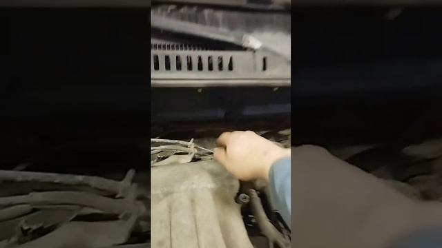 Проверка системы зажигания двигателя G6BA смотреть онлайн