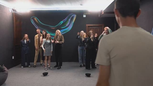 Комплекс развлечений с Juzzy! VR Arena - Прятки в темноте - Juzzy-ШОУ - Дни рождения (1) смотреть онлайн