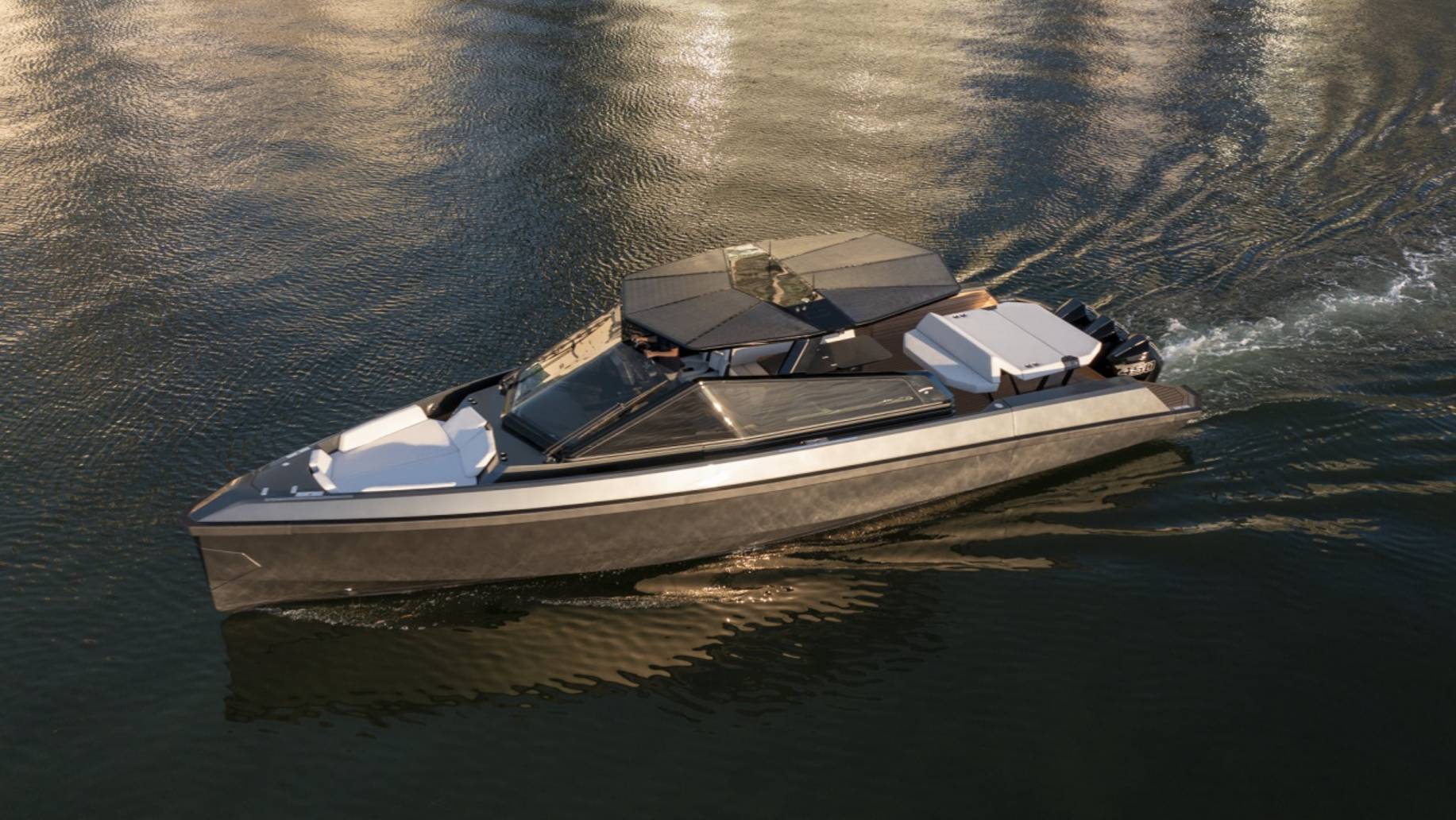 Wally Wallytender 43