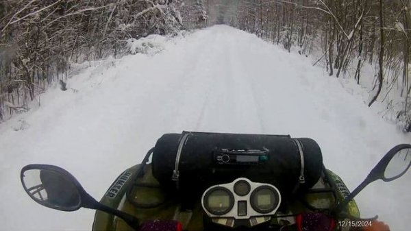 полноприводный квадроцикл по снегу