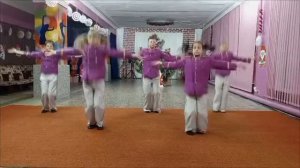 Хореографический коллектив "Ритмы века" - Мы к вам заехали на час