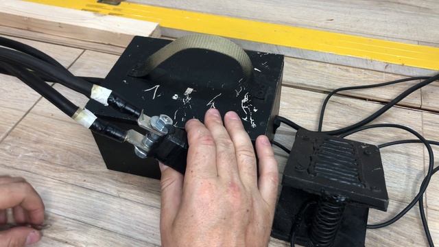 Огляд моєї контактної зварки для акумуляторів 18650 смотреть онлайн