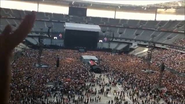 Stromae alors on danse stade de France premiere partie concert black eyed peas 25/06/2011 смотреть онлайн