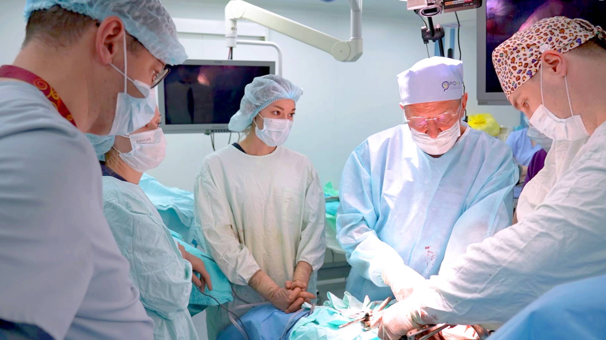 Уникальная мультидисциплинарная операция у пациента с онкологией смотреть онлайн