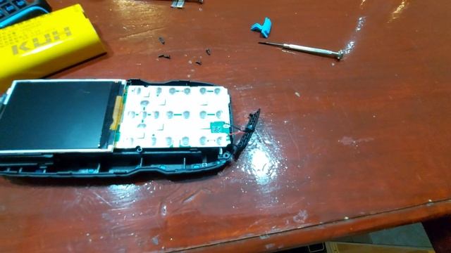 KUH T3 MIKROPHONE смотреть онлайн