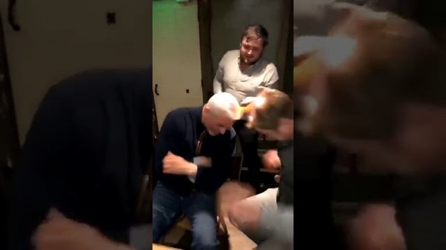 Чё блин за прикол???🤔😉✌️😂 смотреть онлайн