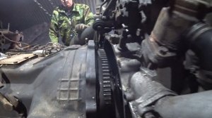 снимаем двигатель с камаза