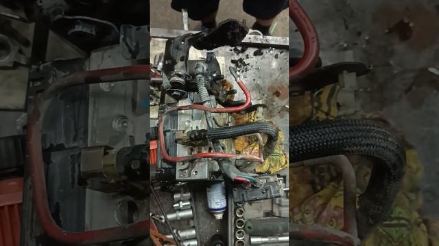 замена часть3#гадроакумулятор абс лексус Ls460