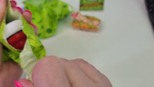 Zuru Mini Brands Mega Gross Minis