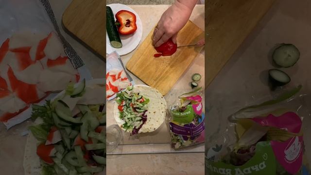 Готовлю с любовью ❤️. Лаваш.Творожный сыр. Зелень. Огурцы. Перец сладкий .Крабовые палочки смотреть онлайн