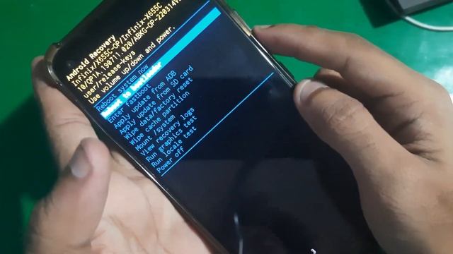 NOT BOOTING?- How To FiX ALL Infinix XOS Boot-Loop Issue infinix bootloop fix смотреть онлайн