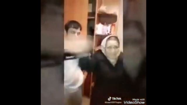 боз як келуни хонаро капидан😪 смотреть онлайн