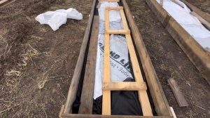 Бурты с коконами червя Дендробена