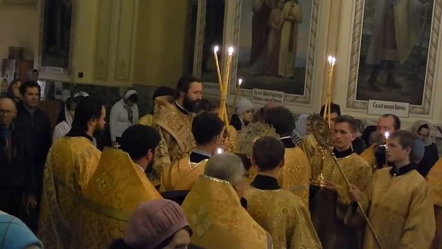 Барнаул 18 октября 2014 20 лет епархии день первый. Покровский собор Служит епископ Андрей (Тарасов)