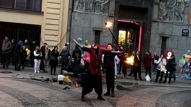 Глотание шпаги смотреть онлайн