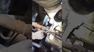 Меняем помпу на Форд Транзит