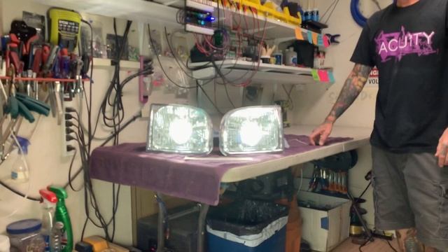 00-04 Tundra/Sequoia #26 - 55 Watt HID/Bi-Xenon Projector Retro-Fit By Sick HIDs
