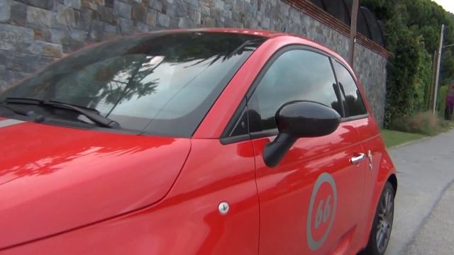Abarth 695 Tributo Ferrari walkaround смотреть онлайн