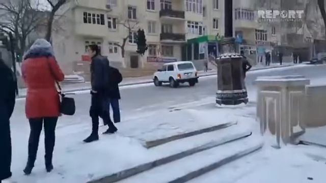 гололёд в Баку смотреть онлайн