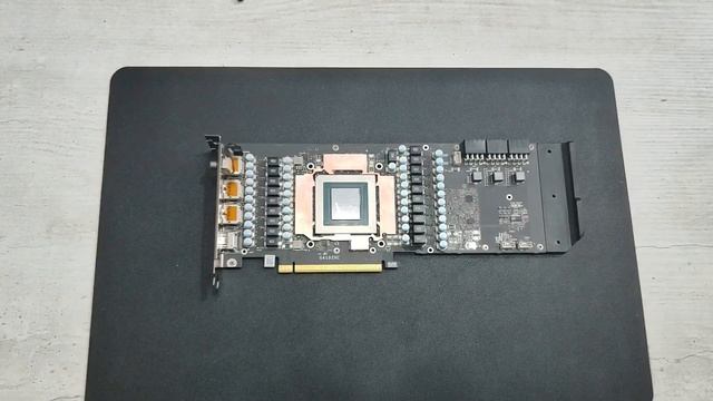 Colorful Igame 3080 Ultra Oc одна из очень достойных видео карты из поднебесной.