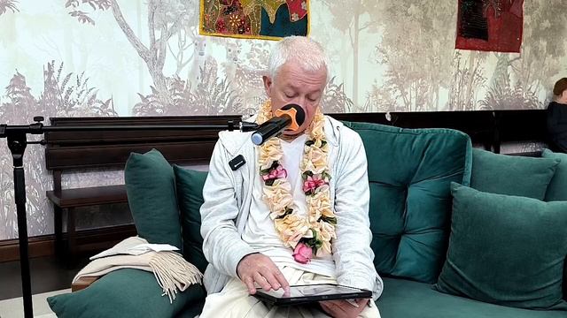 ЗАПИСЬ 05/11/2024 Прабхупада катха в день ухода Шрилы Прабхупады. Е.М. Чайтанья Чандра Чаран прабху смотреть онлайн