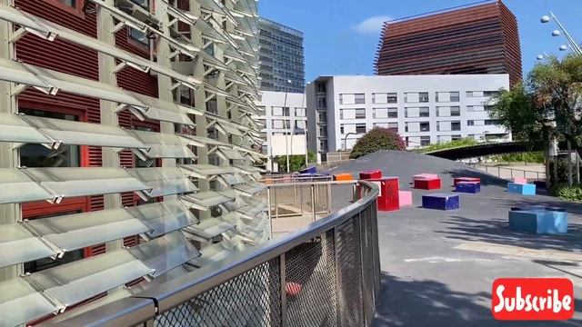 El torre más grande de barcelona (torre Agbar) أكبر برج في برشلونة смотреть онлайн